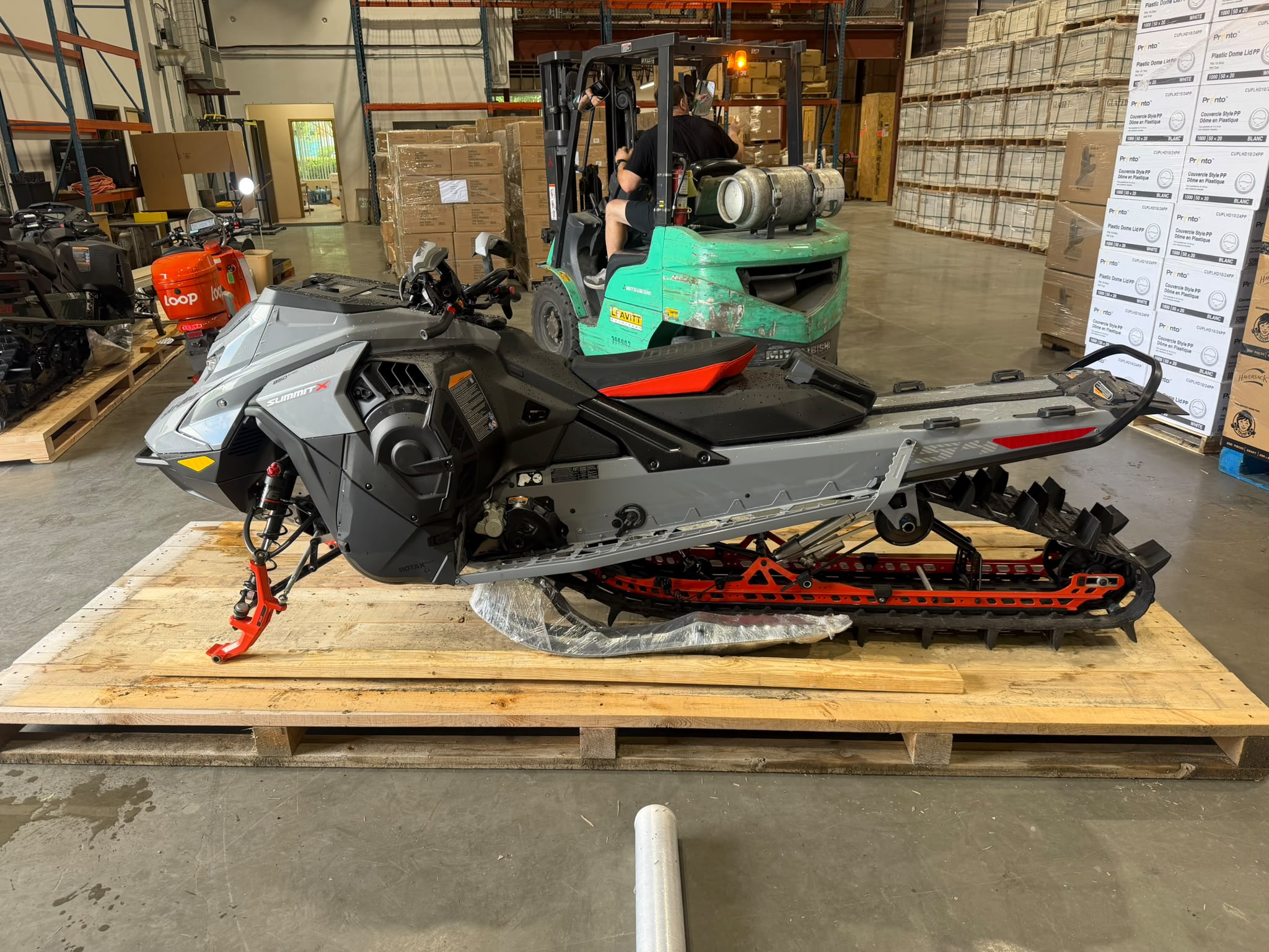 2026 Ski-Doo Summit Expert Pkg 154 in Atmo