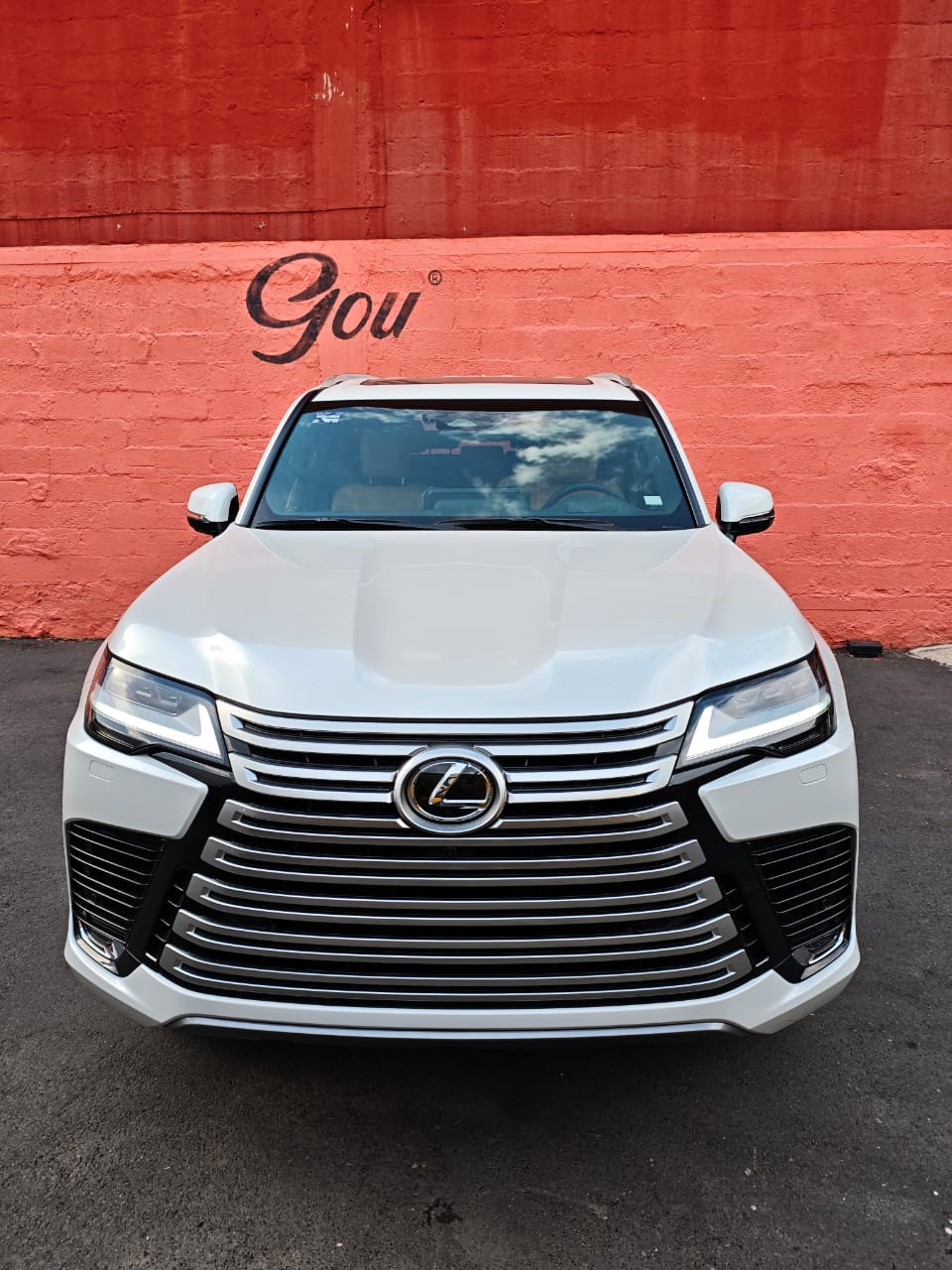 2025 Lexus LX700H